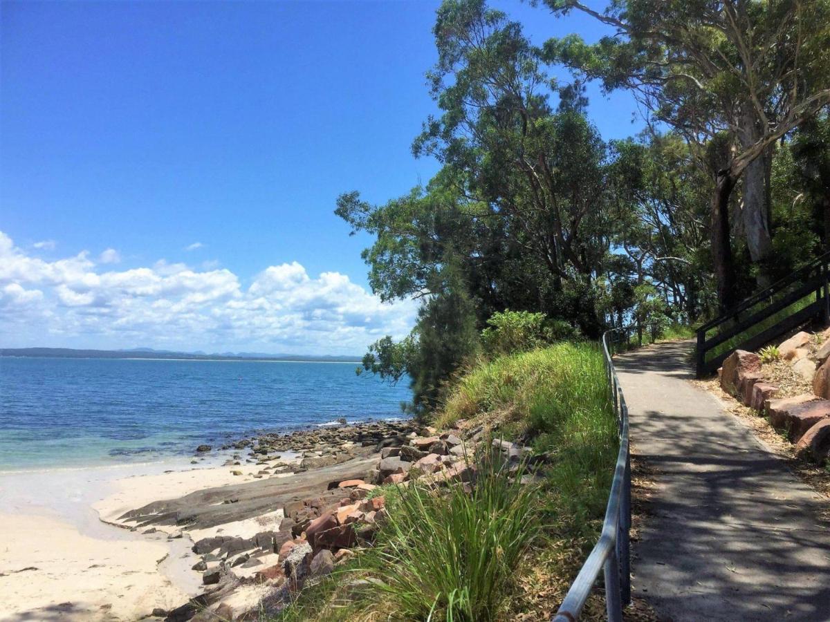 Dutchie'S Sand & Sea Beach House - Easy Walk To The Beach Нельсон-Бей Экстерьер фото